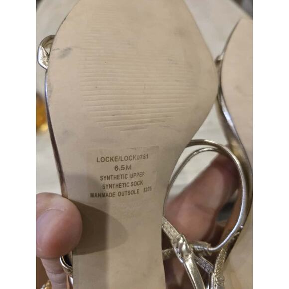 Steve Madden Women's Gold Strappy Kitten Heeled Sandals Size 6.5M - Picture 7 of 7